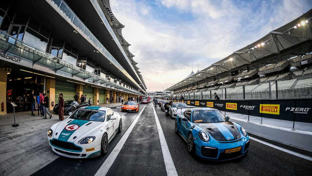 Pirelli P Zero Dünyası Dubai'de